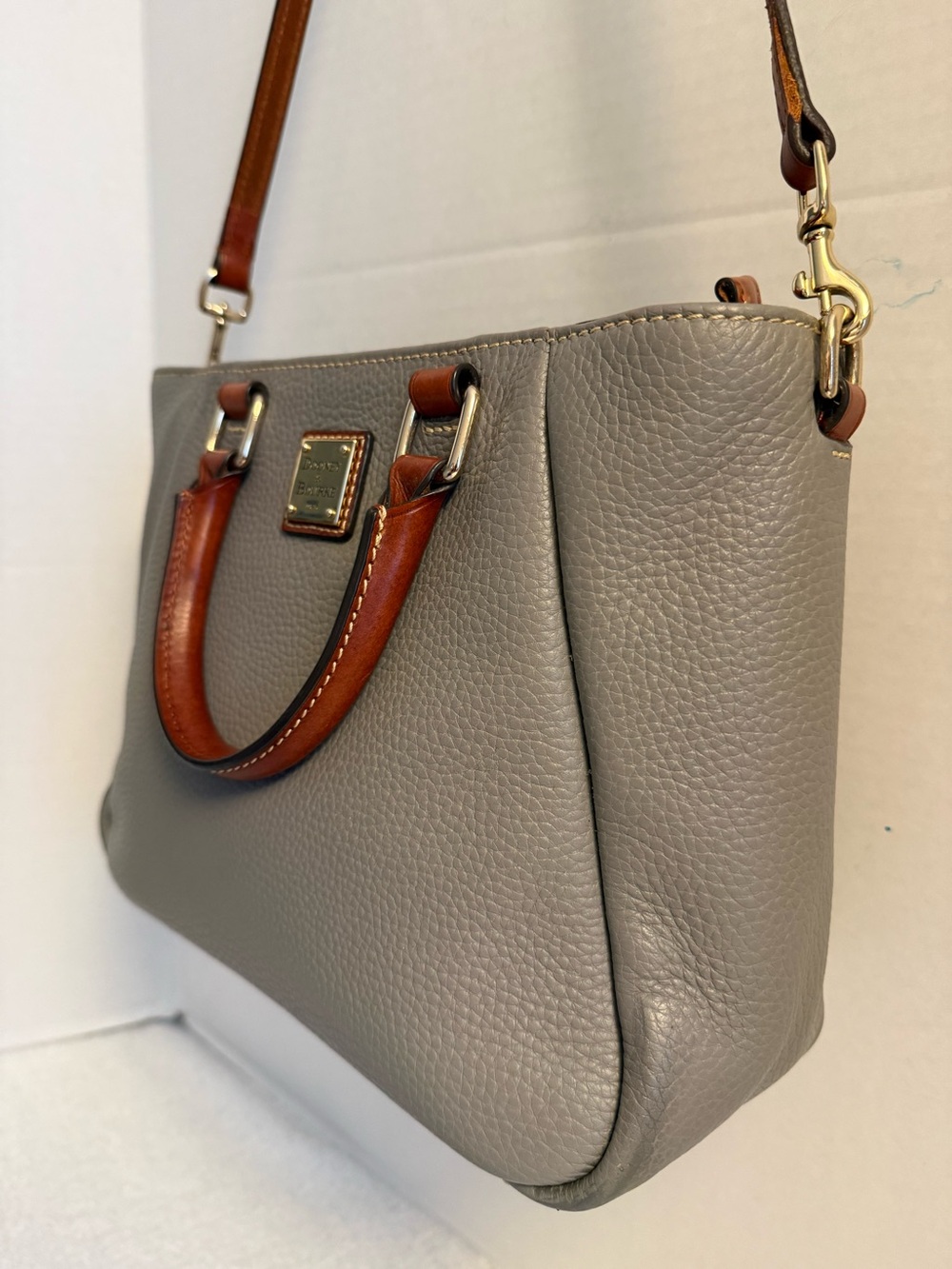 🩶 Dooney & Bourke Pebble Grain Leather Satchel Crossbody Gray Elephant Bag